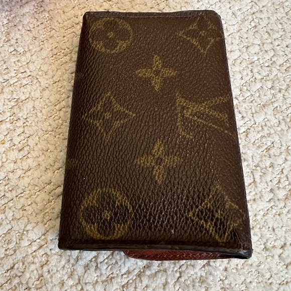 Louis Vuitton Brown Leather Key & Card Holder - Picture 3 of 11